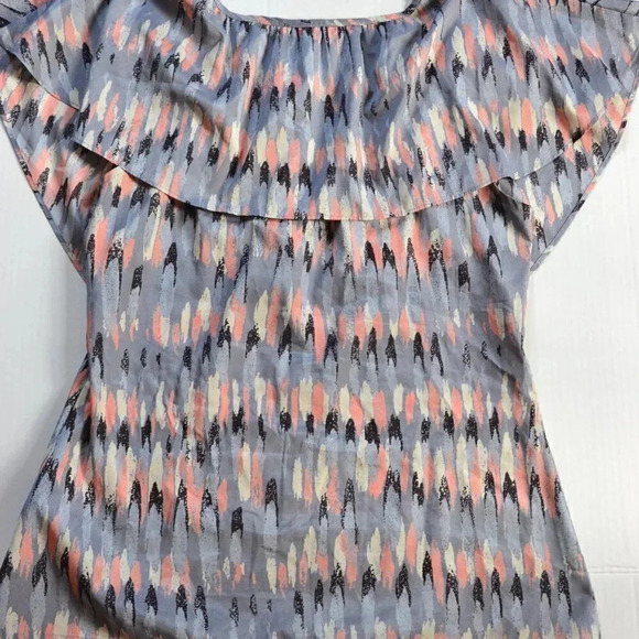 BANANA REPUBLIC Tiered Top - Picture 4 of 5